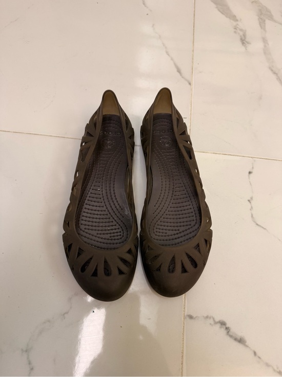 CROCS Shoes - CROCS Women's Brown Cutout Ballet Flats
